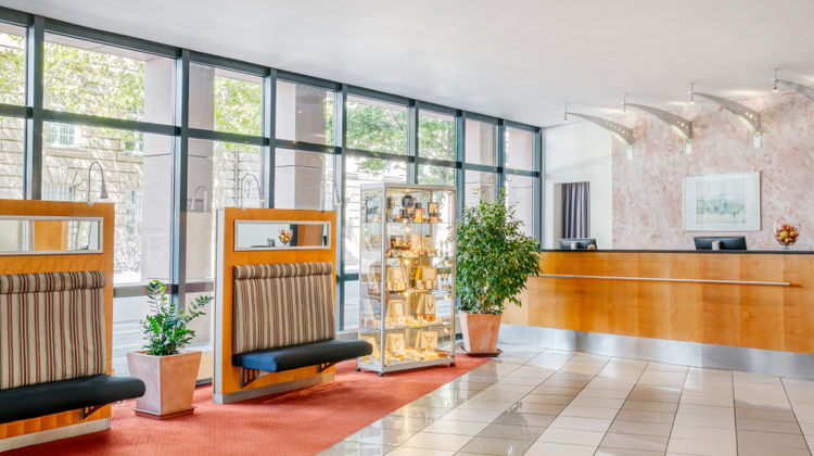 Hotel Erfurt City Center by Leonardo Lobby