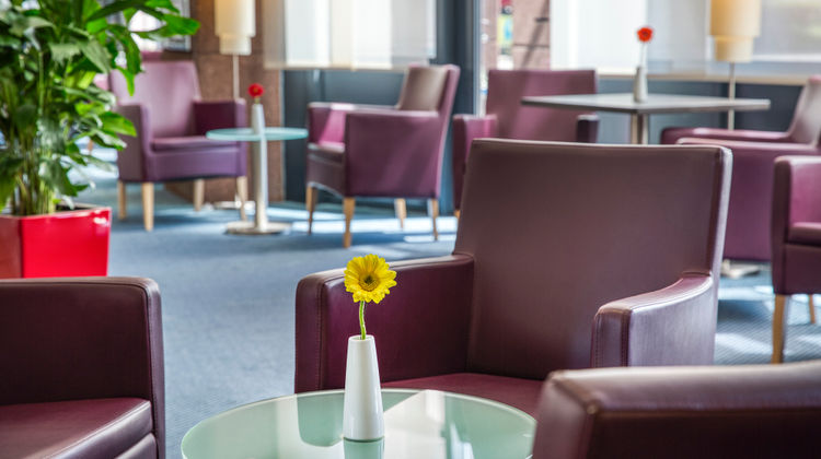 Hotel Freiburg City Center Lobby