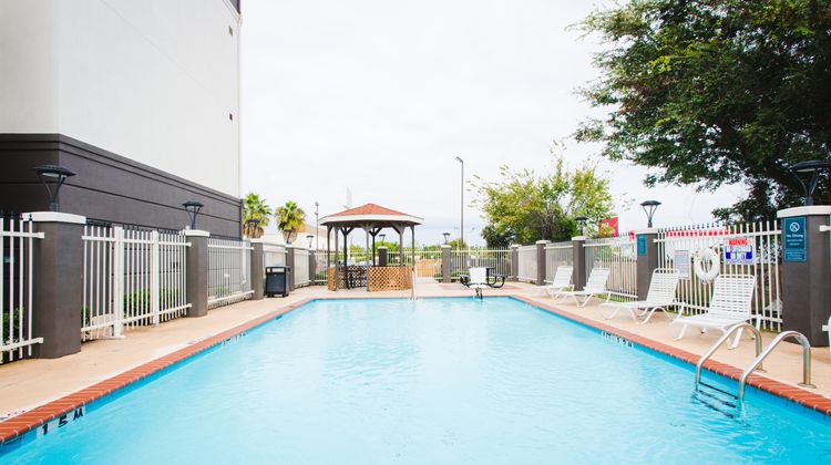 Palacio Royale Inn Signature Pool