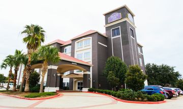 Palacio Royale Inn Signature