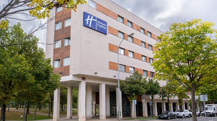 Holiday Inn Express Logrono Rioja Exterior