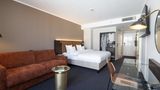 <b>The Square Room</b>. Images powered by <a href="https://www.leonardoworldwide.com/" title="Leonardo Worldwide" target="_blank">Leonardo</a>.