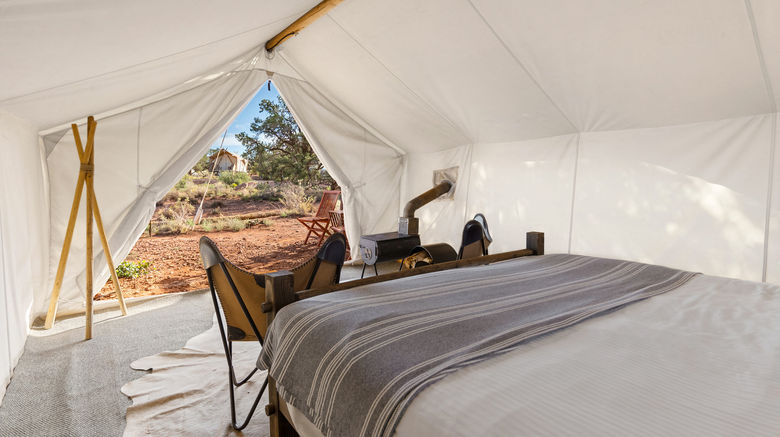 <b>Under Canvas Grand Canyon Room</b>. Images powered by <a href="https://www.leonardoworldwide.com/" title="Leonardo Worldwide" target="_blank">Leonardo</a>.