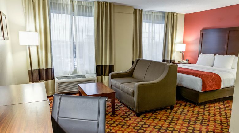 <b>Charlotte Suites Room</b>. Images powered by <a href="https://www.leonardoworldwide.com/" title="Leonardo Worldwide" target="_blank">Leonardo</a>.