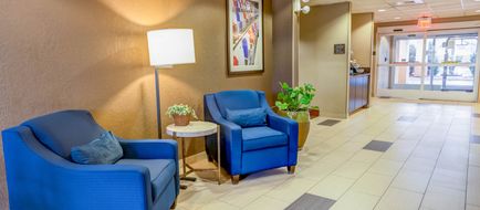 Charlotte Suites Exterior