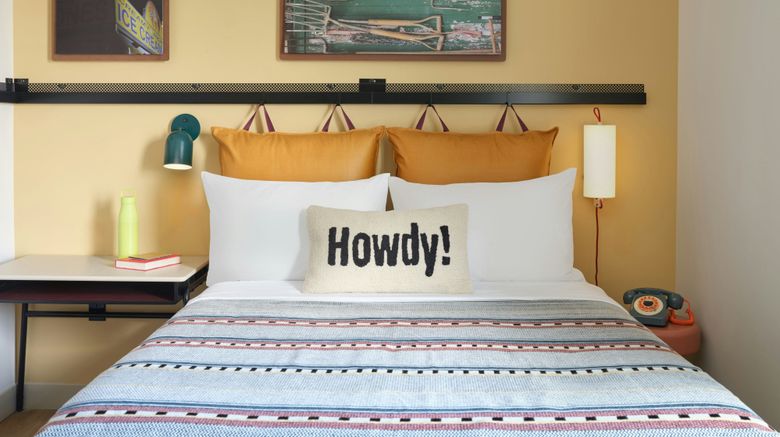 <b>Moxy Fayetteville Suite</b>. Images powered by <a href="https://www.leonardoworldwide.com/" title="Leonardo Worldwide" target="_blank">Leonardo</a>.