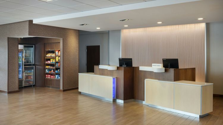 Fairfield Inn & Suites Lincoln Southeast Lobby