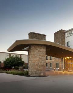 Fairfield Inn & Suites Lincoln Southeast