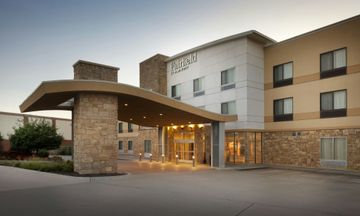 Fairfield Inn & Suites Lincoln Southeast