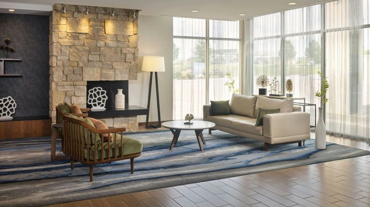 Fairfield Inn & Suites Lincoln Southeast Lobby