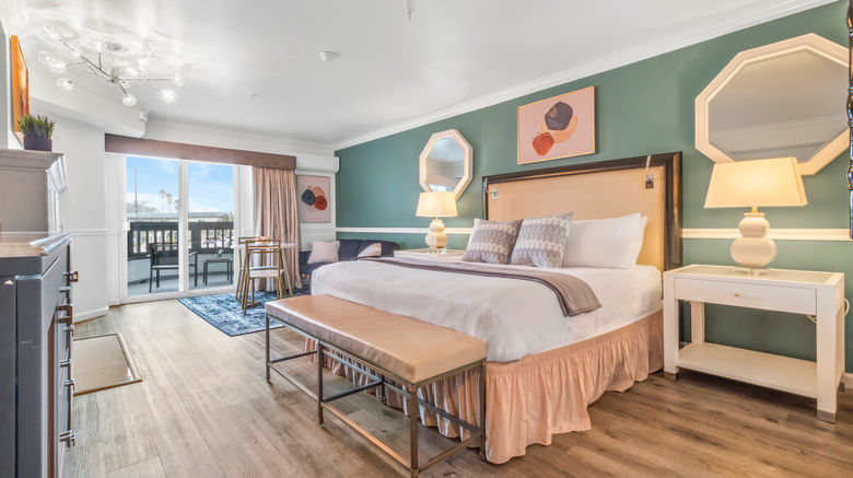 <b>Ascot suites Room</b>. Images powered by <a href="https://www.leonardoworldwide.com/" title="Leonardo Worldwide" target="_blank">Leonardo</a>.