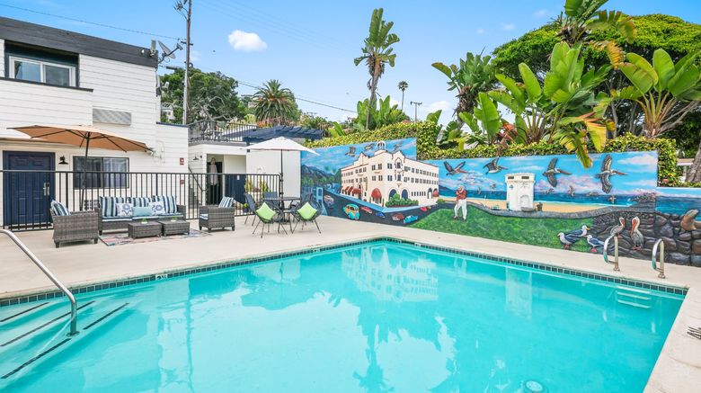 <b>Art Hotel Laguna Beach Pool</b>. Images powered by <a href="https://www.leonardoworldwide.com/" title="Leonardo Worldwide" target="_blank">Leonardo</a>.