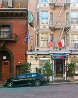 Cornell Hotel De France