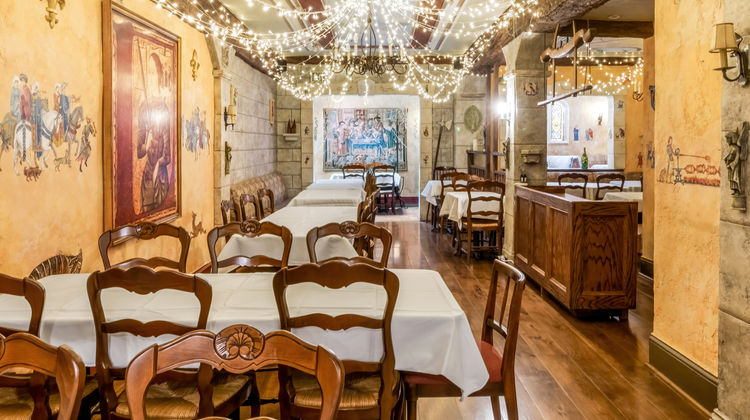 Cornell Hotel De France Restaurant