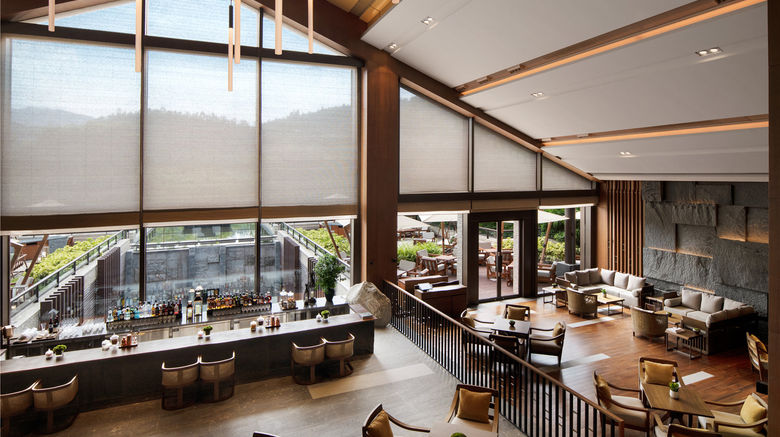 <b>New World Qingyuan Hotel Lobby</b>. Images powered by <a href="https://www.leonardoworldwide.com/" title="Leonardo Worldwide" target="_blank">Leonardo</a>.