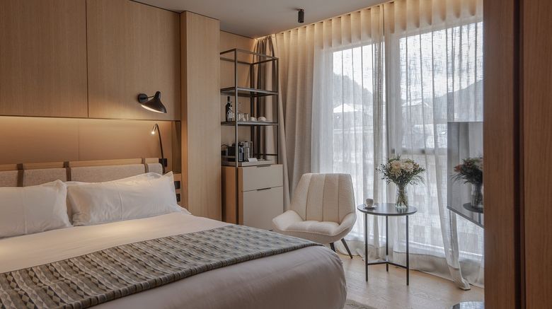 <b>The Blackpine Room</b>. Images powered by <a href="https://www.leonardoworldwide.com/" title="Leonardo Worldwide" target="_blank">Leonardo</a>.
