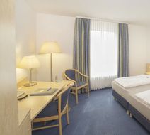 Fairway Hotel Room
