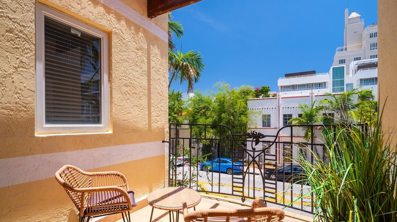 <b>La Flora Hotel South Beach Exterior</b>. Images powered by <a href="https://www.leonardoworldwide.com/" title="Leonardo Worldwide" target="_blank">Leonardo</a>.