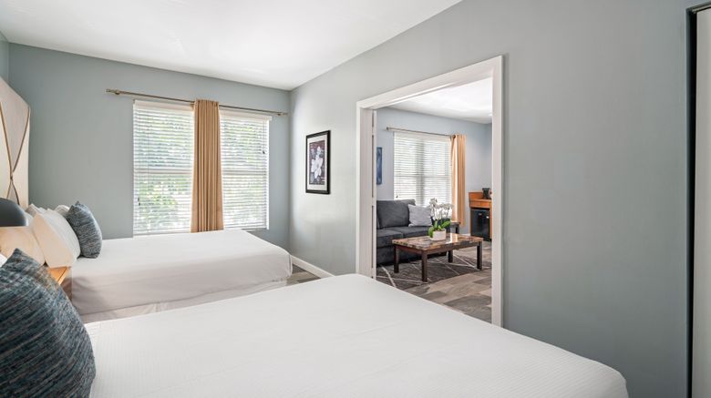 <b>La Flora Hotel South Beach Room</b>. Images powered by <a href="https://www.leonardoworldwide.com/" title="Leonardo Worldwide" target="_blank">Leonardo</a>.