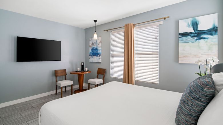 <b>La Flora Hotel South Beach Room</b>. Images powered by <a href="https://www.leonardoworldwide.com/" title="Leonardo Worldwide" target="_blank">Leonardo</a>.