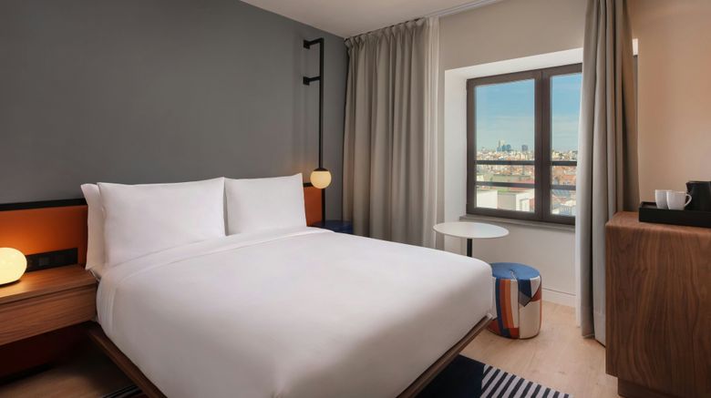 <b>Aloft Madrid Gran Via Room</b>. Images powered by <a href="https://www.leonardoworldwide.com/" title="Leonardo Worldwide" target="_blank">Leonardo</a>.