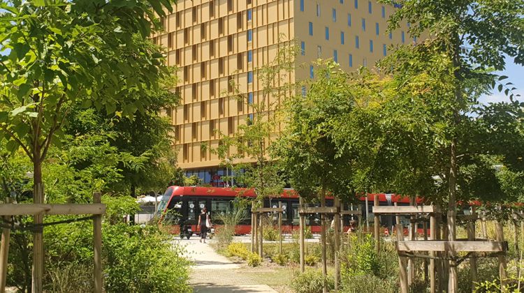 Holiday Inn Express Nice-Grand Arenas Exterior