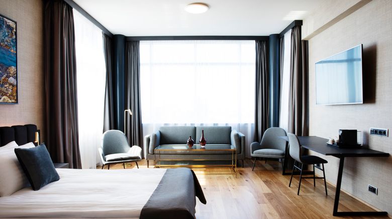 <b>Grand Hotel Reykjavik Suite</b>. Images powered by <a href="https://www.leonardoworldwide.com/" title="Leonardo Worldwide" target="_blank">Leonardo</a>.