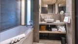 Alpaga Hotel Room