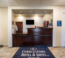 Cobblestone Hotel & Suites Exterior