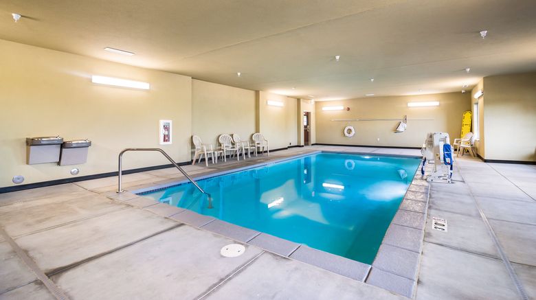 <b>Cobblestone Hotel & Suites Pool</b>. Images powered by <a href="https://www.leonardoworldwide.com/" title="Leonardo Worldwide" target="_blank">Leonardo</a>.