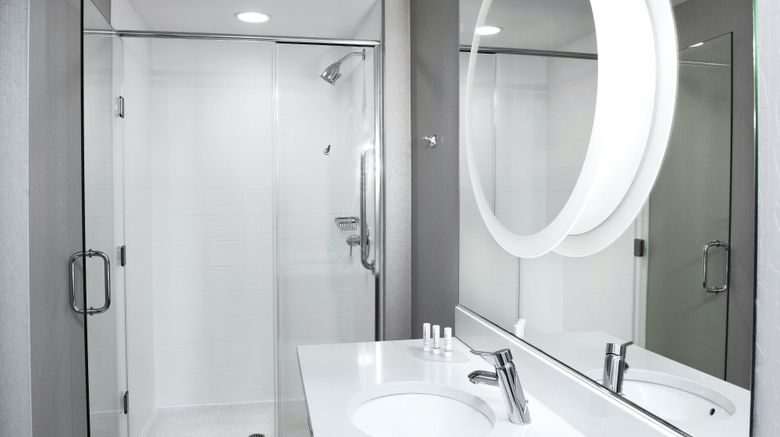 <b>SpringHill Suites by Marriott Room</b>. Images powered by <a href="https://www.leonardoworldwide.com/" title="Leonardo Worldwide" target="_blank">Leonardo</a>.