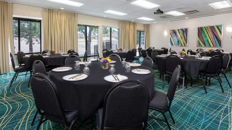 <b>SpringHill Suites by Marriott Meeting</b>. Images powered by <a href="https://www.leonardoworldwide.com/" title="Leonardo Worldwide" target="_blank">Leonardo</a>.