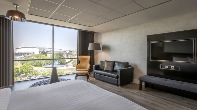 Clayton Hotel Dublin Airport Central Suite