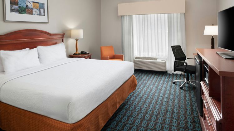 Fairfield Inn Waco North Room