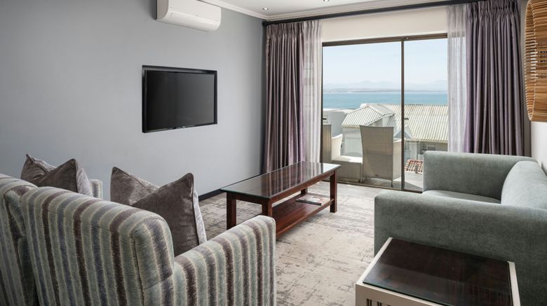 <b>Protea Hotel Mossel Bay Suite</b>. Images powered by <a href="https://www.leonardoworldwide.com/" title="Leonardo Worldwide" target="_blank">Leonardo</a>.