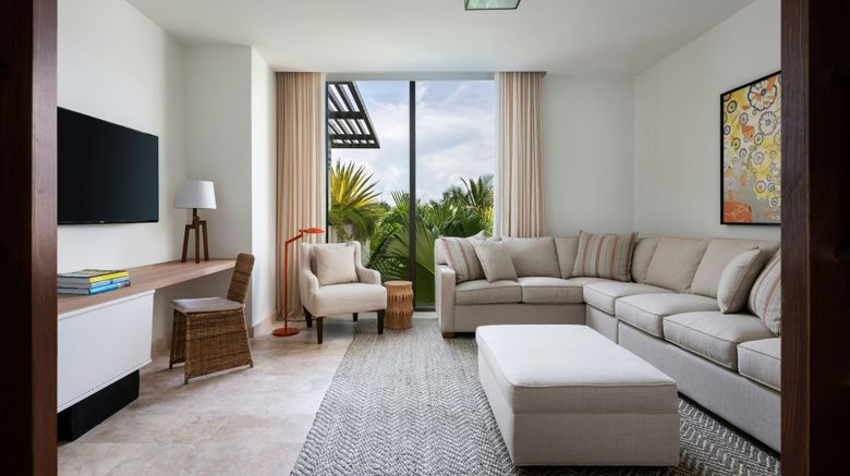 <b>Residences at Dorado Beach, Ritz-Carlton Suite</b>. Images powered by <a href="https://www.leonardoworldwide.com/" title="Leonardo Worldwide" target="_blank">Leonardo</a>.