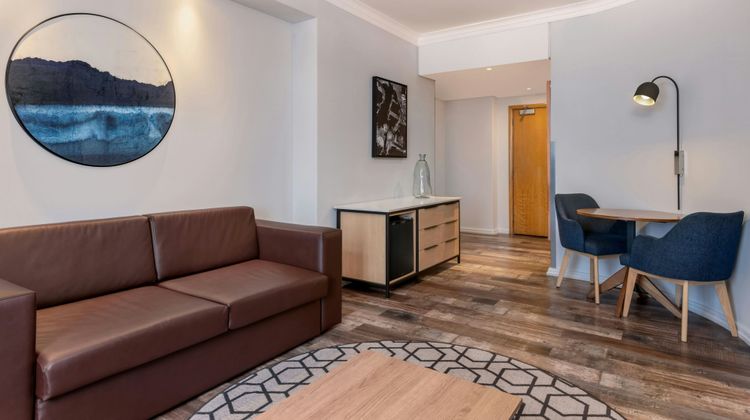 Protea Hotel Wanderers Suite