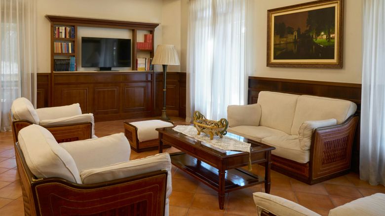 <b>Four Points Flex Naples Marigliano Lobby</b>. Images powered by <a href="https://www.leonardoworldwide.com/" title="Leonardo Worldwide" target="_blank">Leonardo</a>.