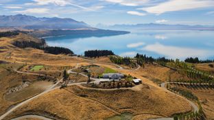 Mt Cook Lakeside Retreat