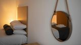 Wellington Apartments Room
