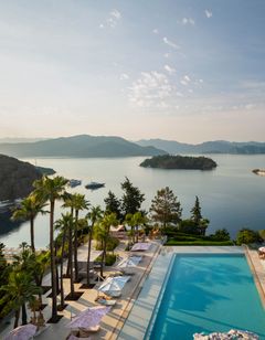 D Maris Bay