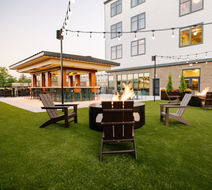 Hotel Rambler Tapestry Exterior