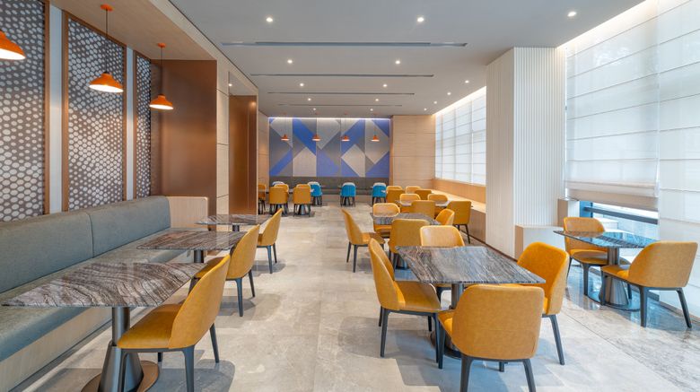 <b>Holiday Inn Exp Liangjiang Yufu Restaurant</b>. Images powered by <a href="https://www.leonardoworldwide.com/" title="Leonardo Worldwide" target="_blank">Leonardo</a>.