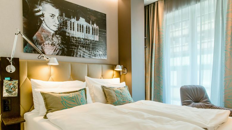 <b>Motel One Salzburg Mirabell Room</b>. Images powered by <a href="https://www.leonardoworldwide.com/" title="Leonardo Worldwide" target="_blank">Leonardo</a>.