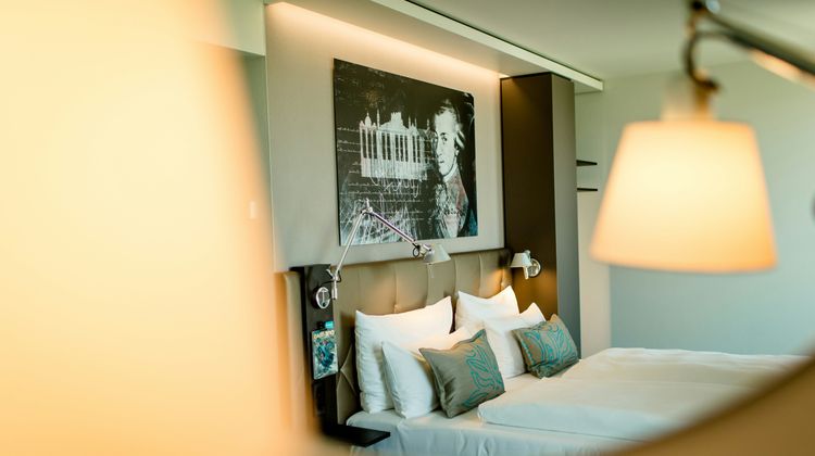 Motel One Salzburg Mirabell Room