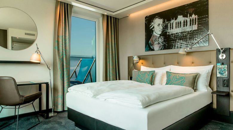 <b>Motel One Salzburg Mirabell Room</b>. Images powered by <a href="https://www.leonardoworldwide.com/" title="Leonardo Worldwide" target="_blank">Leonardo</a>.