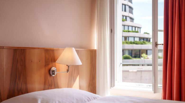 <b>Schweizerhof Hotel Room</b>. Images powered by <a href="https://www.leonardoworldwide.com/" title="Leonardo Worldwide" target="_blank">Leonardo</a>.
