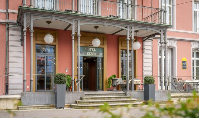 Schweizerhof Hotel Exterior