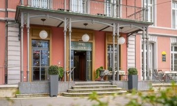 Schweizerhof Hotel