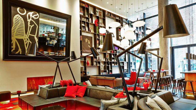 citizenM New York Times Square Lobby